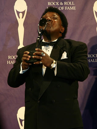 Percy Sledge: when a man loves a statue